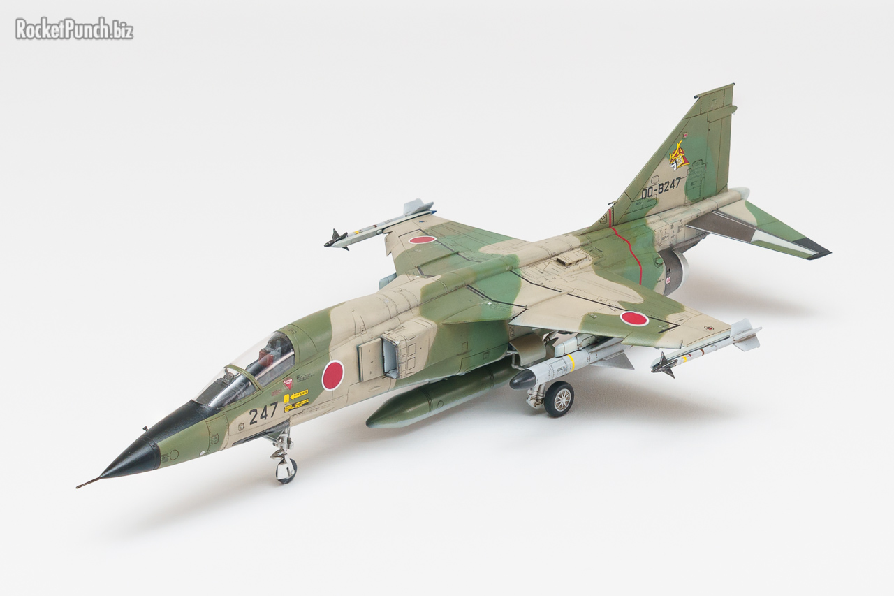 Platz 1/72 Mitsubishi F-1 - The Display Case - ARC