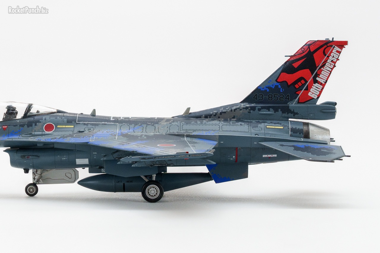 Hasegawa 1/72 Mitsubishi F-2A Viper Zero - The Display Case